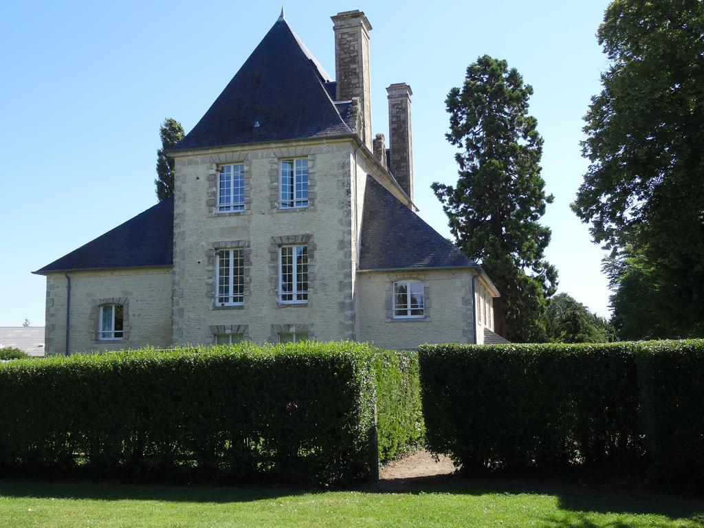 Chateau Turgot Gites Bons-Tassily Ruang foto